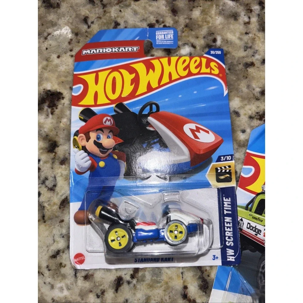 Hot Wheels Set Of  Three Pieces New In Original Packaging‎ 3698